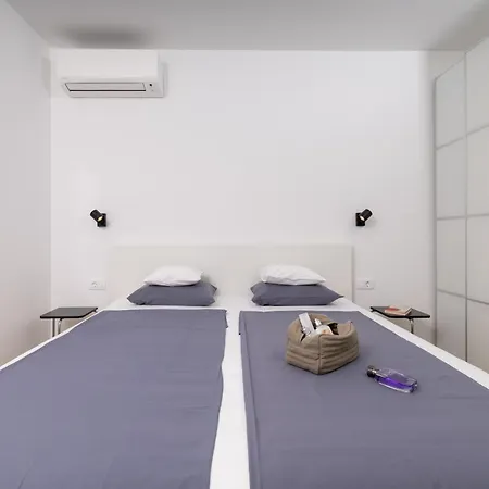 아파트 House 